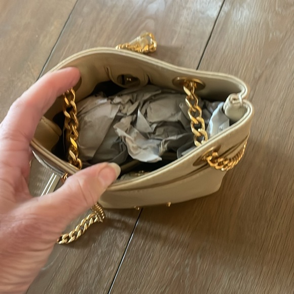 NWT Rebecca Minkoff Edie Mini Bucket Bag with Eyelets - Picture 7 of 15